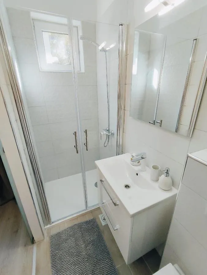 Apartment Lucka
