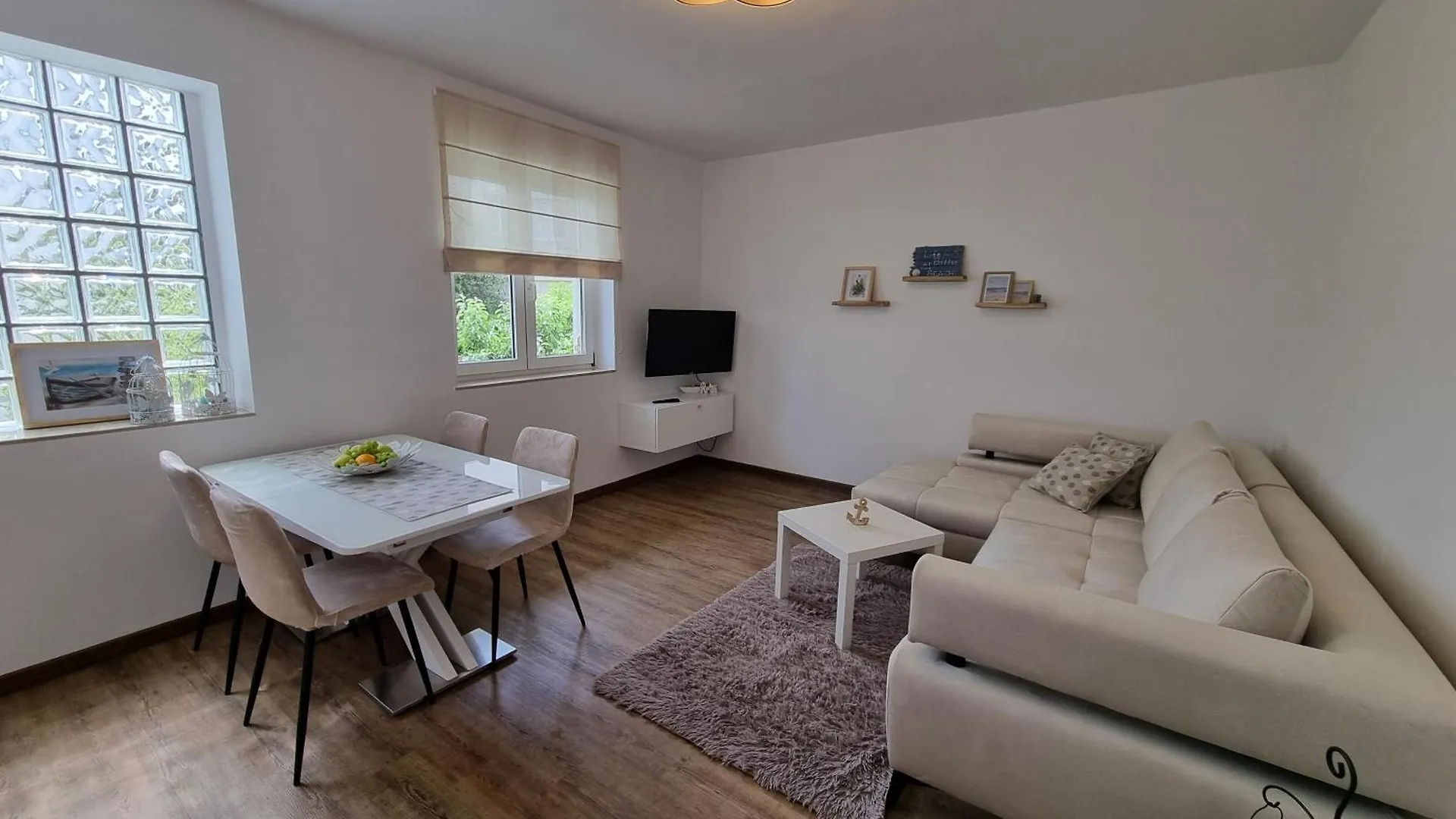 Apartment Lucka
